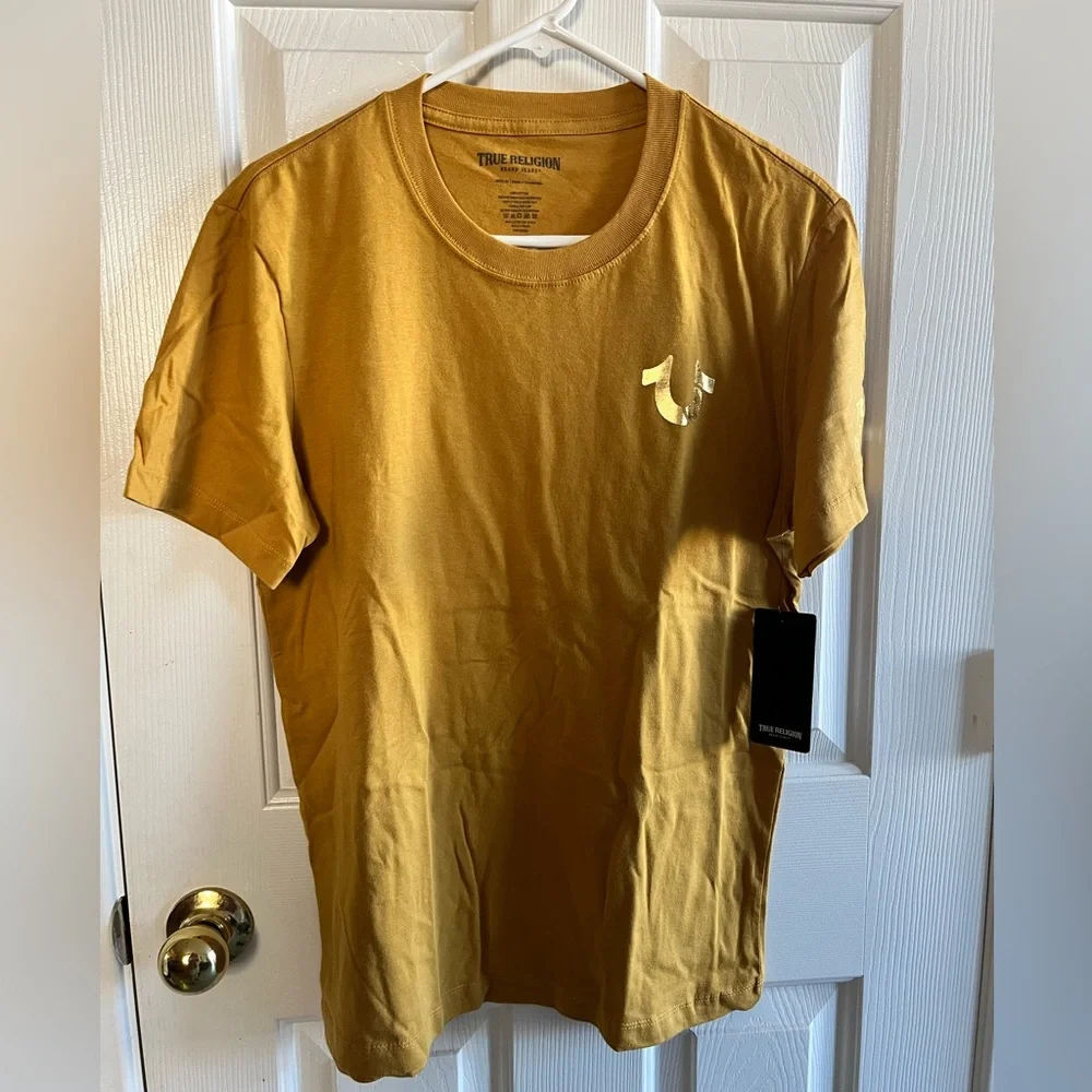 True Religion Tee NWT - Size Medium